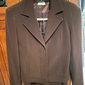 F Carriere Chocolate Brown Women's 2 piece suit . Fully lined jacket and skirt .